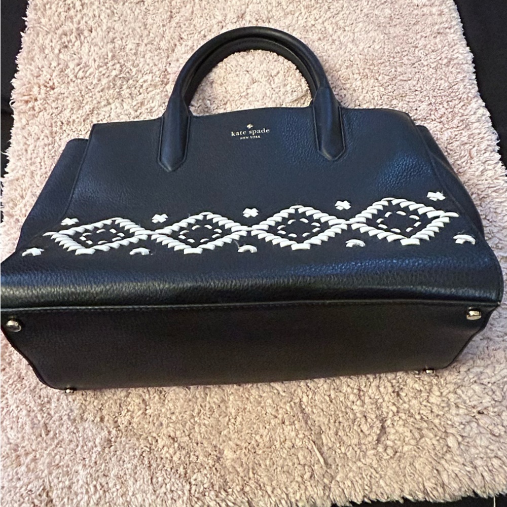 Kate Spade Black and White Satchel with Geometric Design - Picture 7 of 7